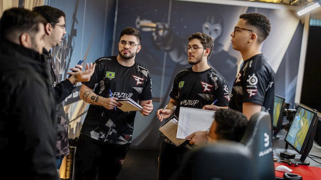 Semana decisiva do Six Invitational começa com disputa direta entre equipes brasileiras por vagas na reta final rumo ao título