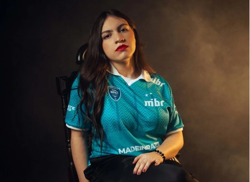 Novo uniforme MIBR