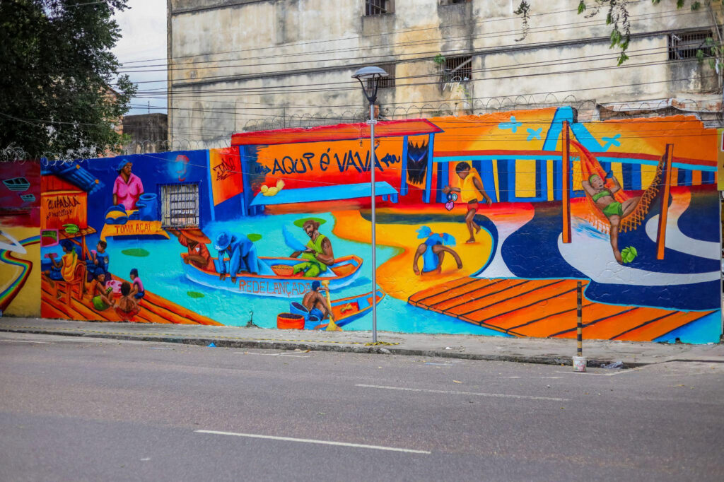 Grafite por Wira Tini - Rua Ferreira Pena, 34 – Centro Histórico - Manaus - AM - Brasil - Instagrafite - Ação "Aqui é Vavá!"