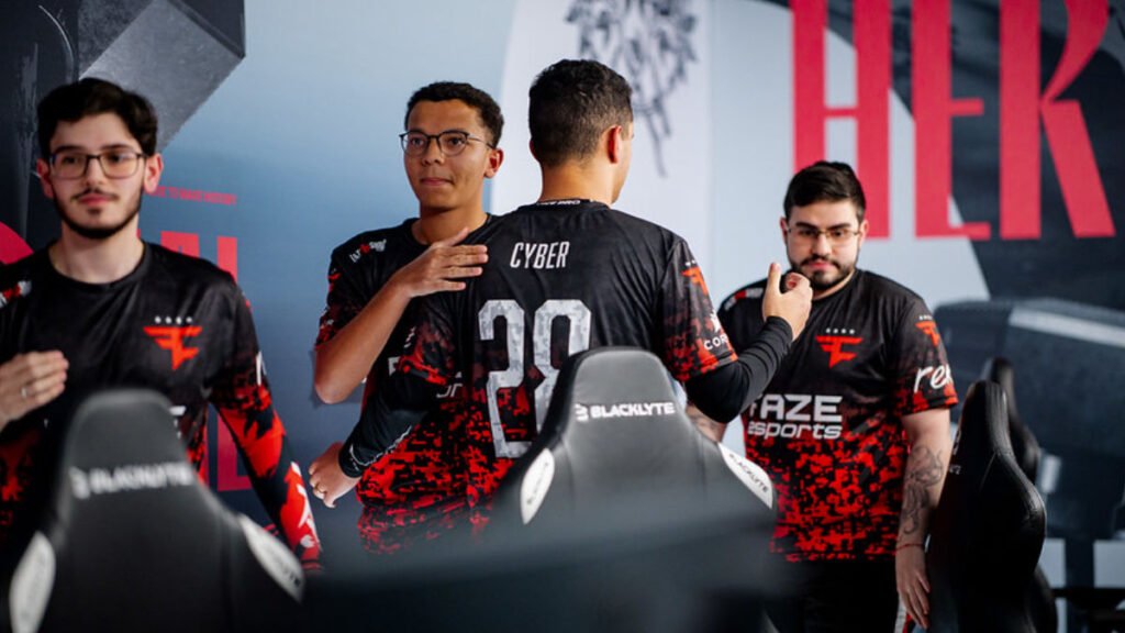 Six Invitational Faze Clan - thumb