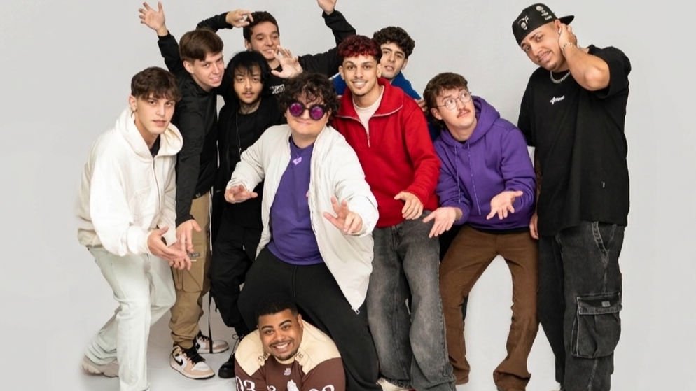 Creative Squad, grupo brasileiro conhecido por suas séries colaborativas em Minecraft