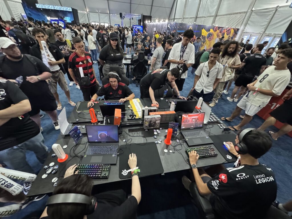 A NAVE esteve presente no último Intel Extreme Masters munida de seu arsenal de última geração